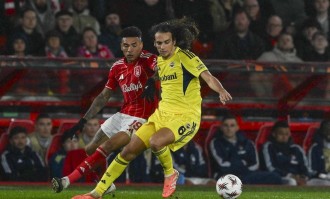 穆帅旧将逆转欧冠双冠王，诺丁汉森林遗憾出局无缘欧联淘汰赛