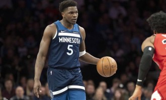 爱德华兹20分吉迪21+6 森林狼不敌公牛4连败